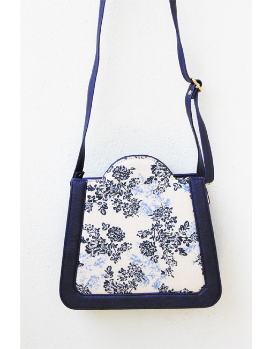 Trapeez Blue Sling Bag